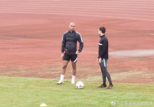 开云下载-儒尼奥尔完成隔离归队 亚泰为新赛季做好多种预案