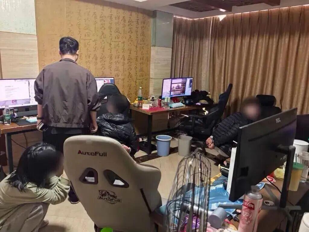 开云下载-12人卖出1.8亿单,国内最大的Steam黑产浮出水面